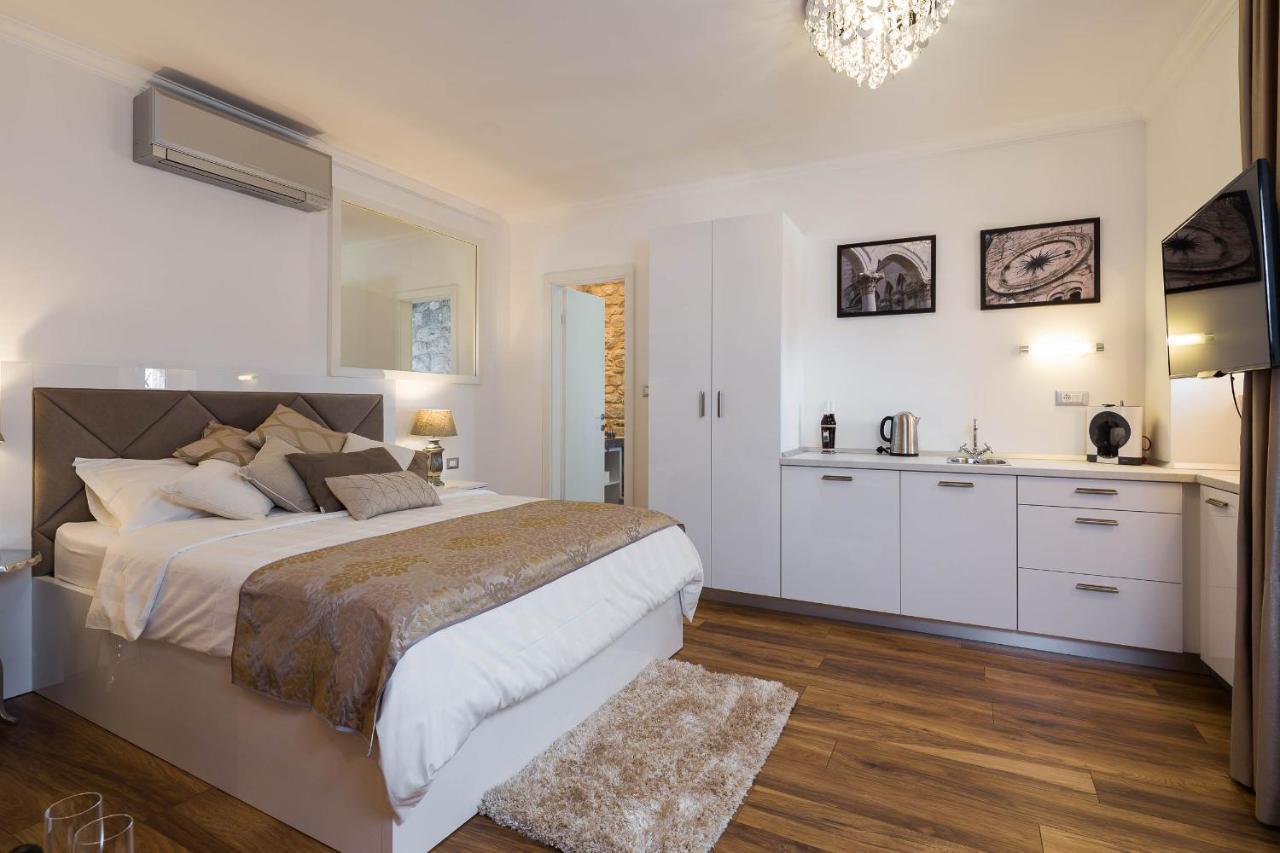 Guest House Imperial سبليت المظهر الخارجي الصورة